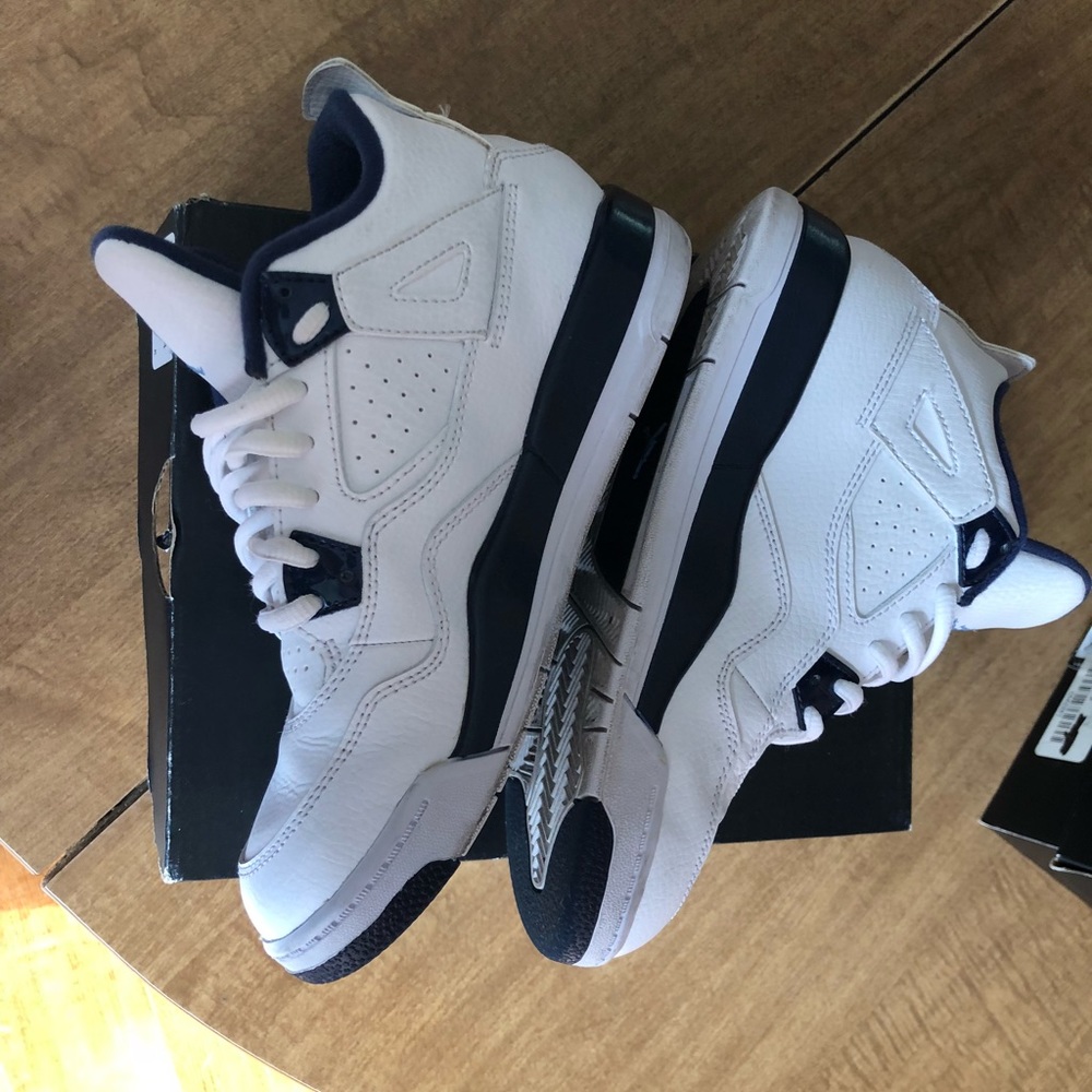 Jordan Retro 4s